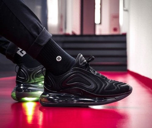Nike Airmax 720 Triple Black –1