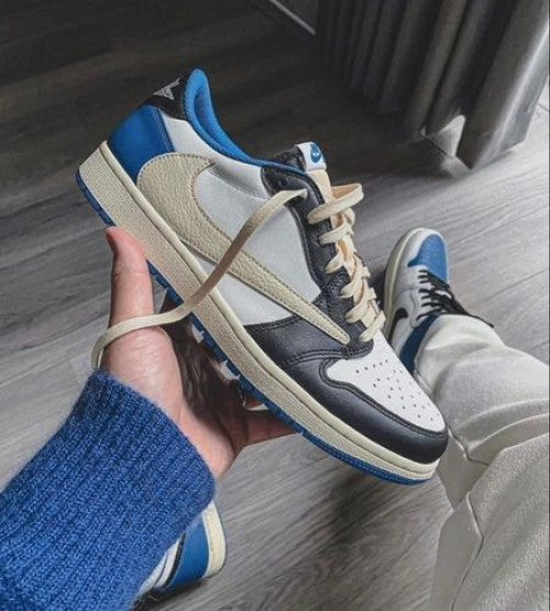 travis scott retro ones
