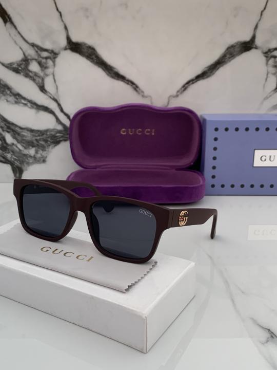 Gucci 10 Brown Black