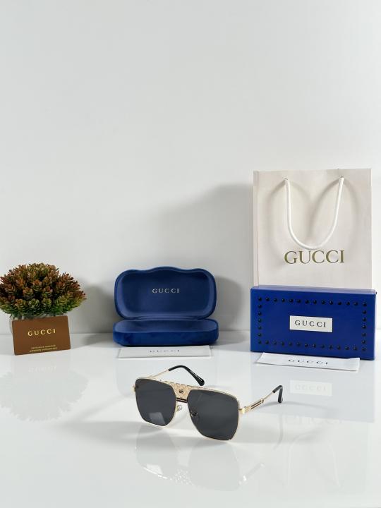 Gucci 0318 Gold Black