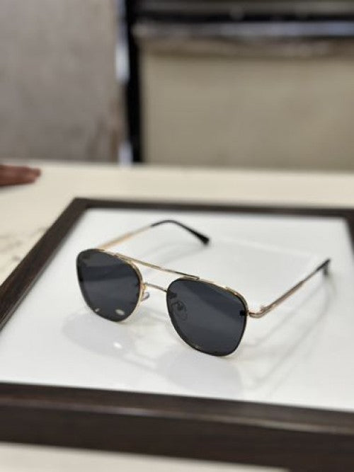 Gucci Gold Black