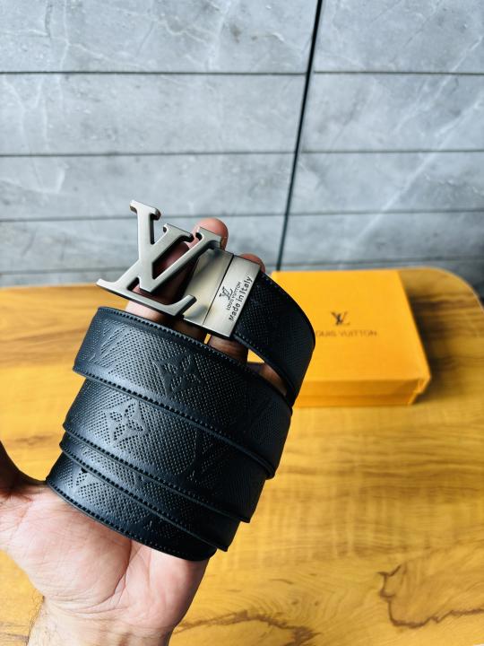 Louis Vuitton Monogram Silver Black