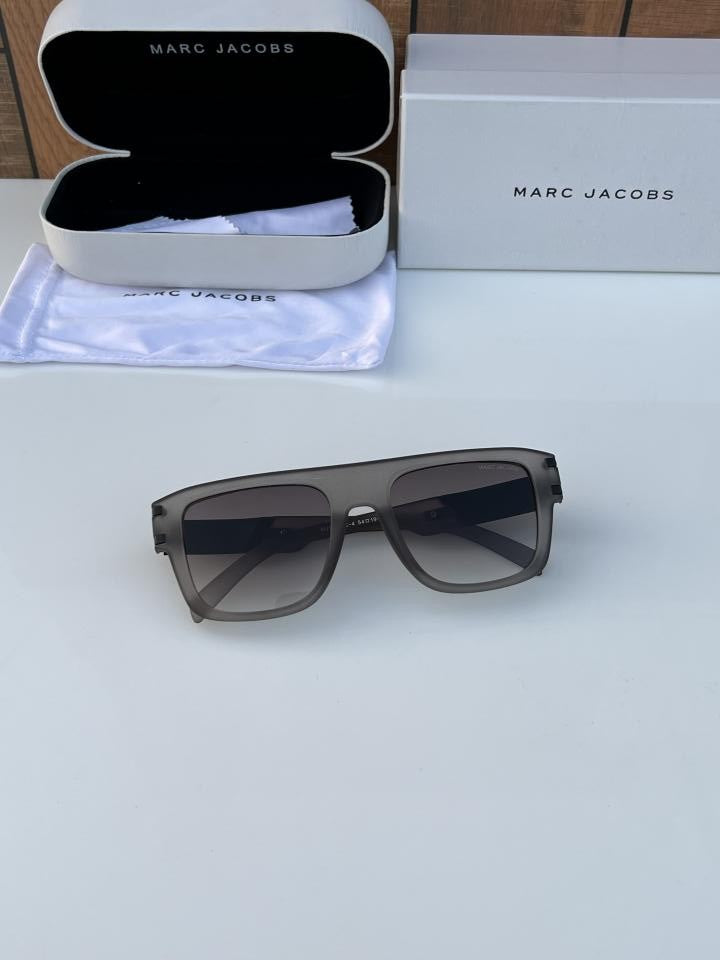 Marc Jacobs 1004 Grey
