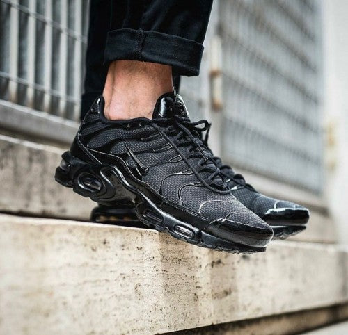 Nike Airmax Plus Triple Black
