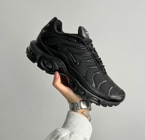 Nike Airmax Plus Triple Black