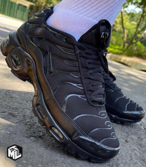 Nike Airmax Plus Triple Black