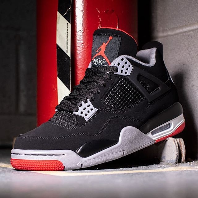 Nike Air Jordan Retro 4 Bred